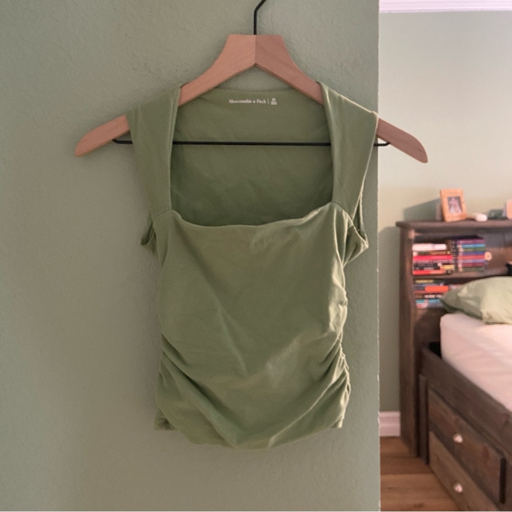 Abercrombie The A&F Ava Top ~ Sage Green ~ Size XS